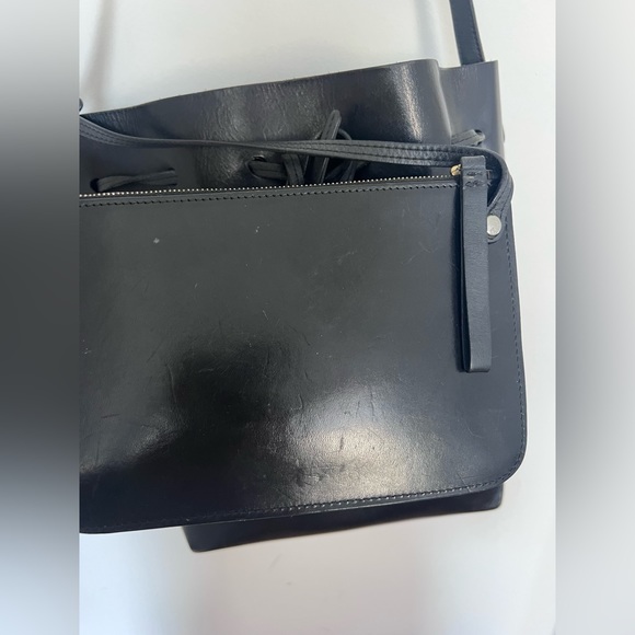 Mansur Gavriel Bucket Bag in black - Picture 10 of 14
